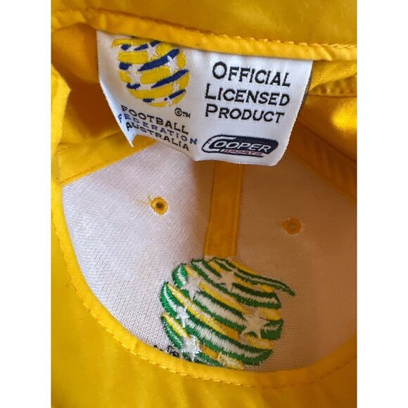 Australia Soccer Cap Yellow Adjustable Strap Embroidered Stars & Logo Official L - Picture 5 of 5